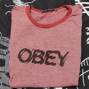 Med obey tshirt